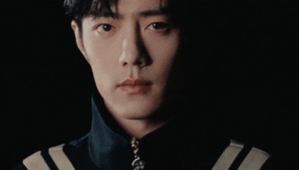 足球直播-冬奥时空下，以方印为匙，和肖战走进中国李宁米兰大秀|奥运|冬奥会|李宁品牌|AC米兰|时尚_新浪娱乐_新浪新闻